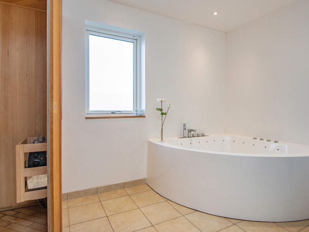 10 Person Holiday Home In Haderslev Buitenkant foto